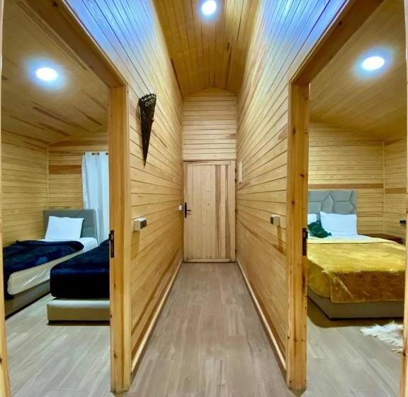 بنگله خانوادگی, Dar Zayane