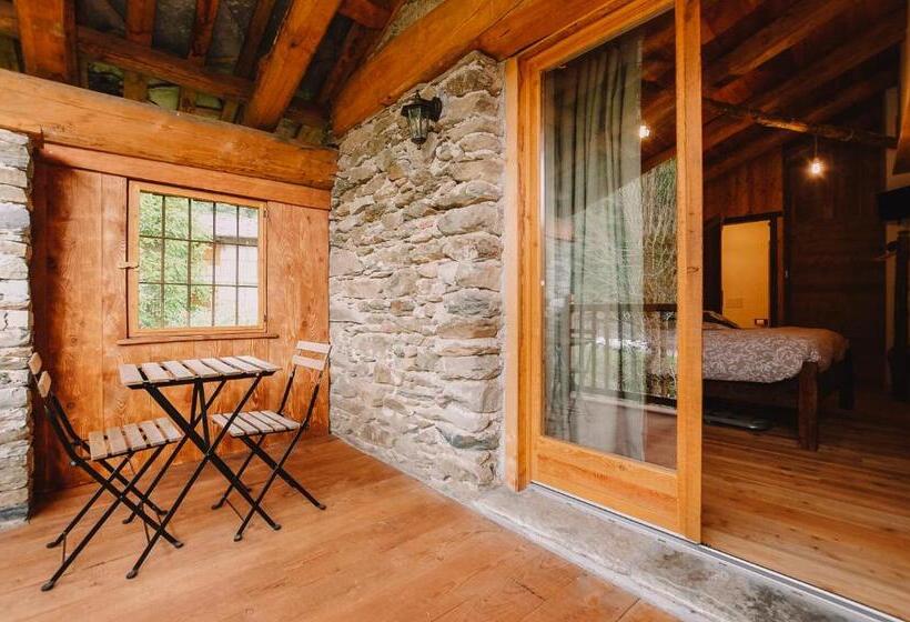 غرفة قياسية مطلة على الجبل, L Escola E Lou Mulin