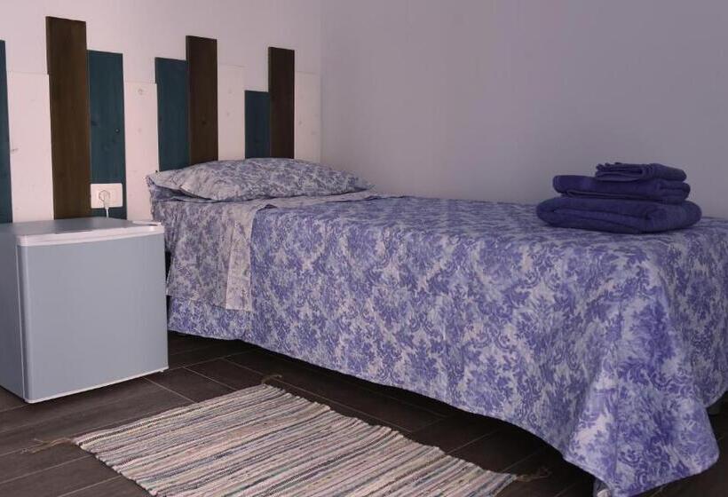 غرفة قياسية رباعية, La Maison Vintage