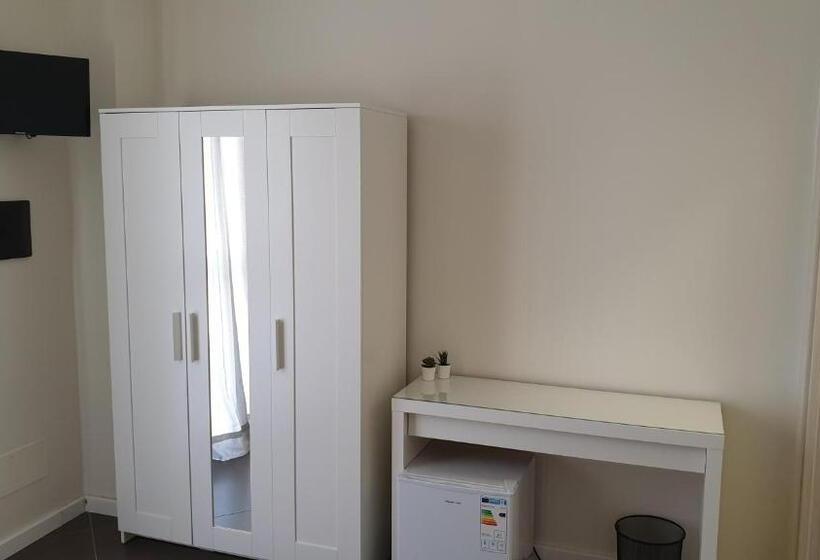 标准间, Marina Bay House