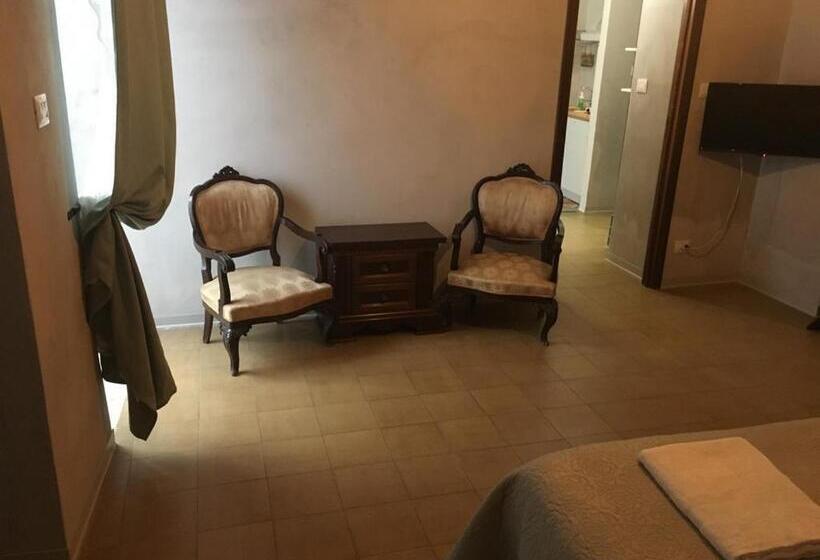 منزل غرفة نوم واحدة, Markethousecatania