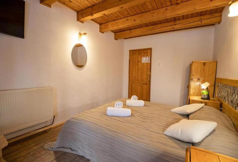 غرفة قياسية مزوَّدة بشُرفة, Poiana Cristian