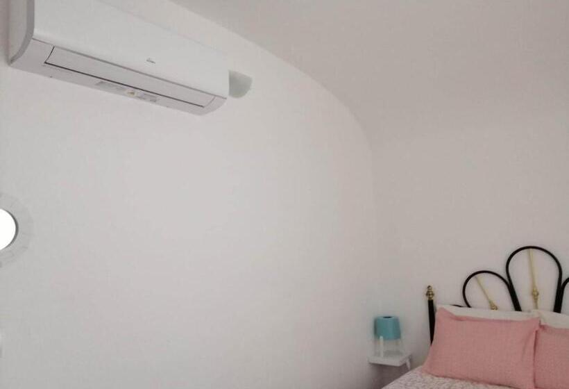 سوییت, The Aqueduct Guesthouse