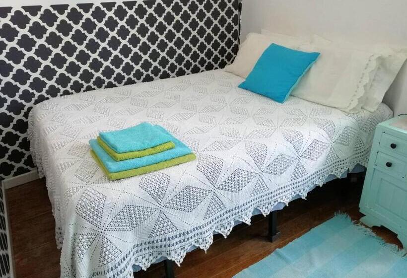 اتاق استاندارد یک نفره, The Aqueduct Guesthouse