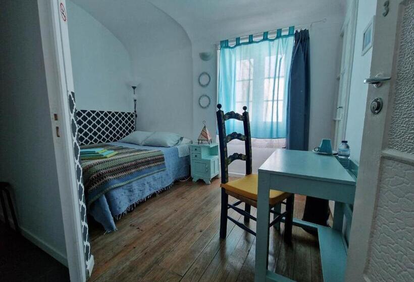 اتاق استاندارد یک نفره, The Aqueduct Guesthouse