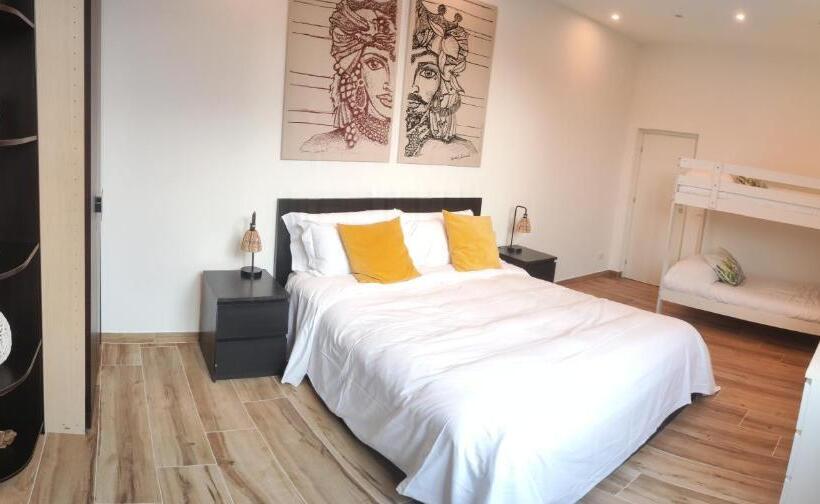 四人标准间, Villa Olimpia