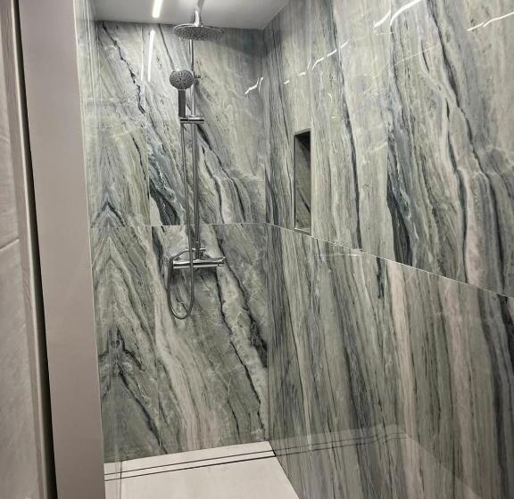 标准间, Villa Olimpia