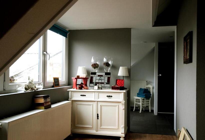 חדר דלוקס, B&b  T Merthoes