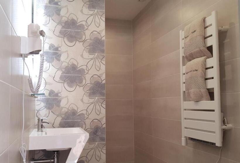 Номер Deluxe, L Herbe Aux Vaches