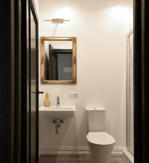 آپارتمان 1 خوابه با بالکن, Four Luxury Flats