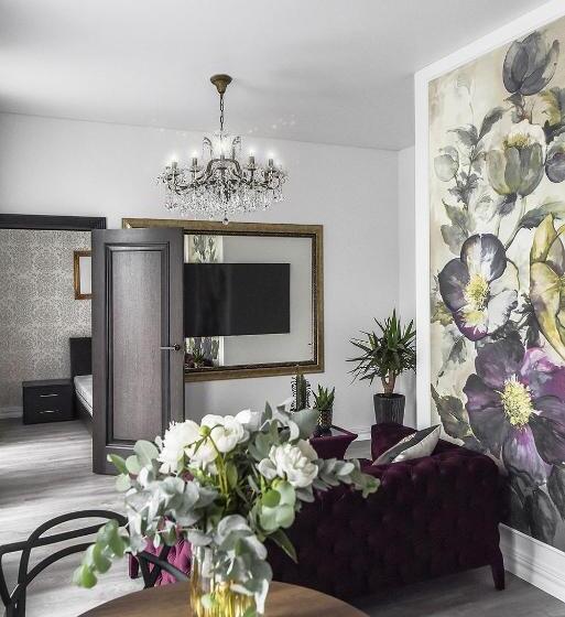 آپارتمان 1 خوابه با بالکن, Four Luxury Flats