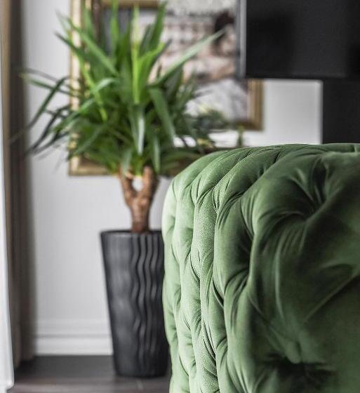 آپارتمان 1 خوابه با تراس, Four Luxury Flats