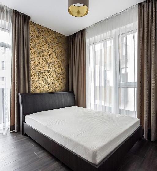 آپارتمان 1 خوابه با تراس, Four Luxury Flats