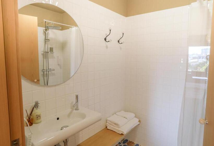 חדר דלוקס נוף לעיר, Guest House Eça Agora!