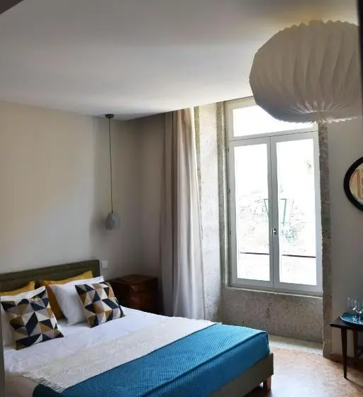 اتاق لوکس, Guest House Eça Agora!