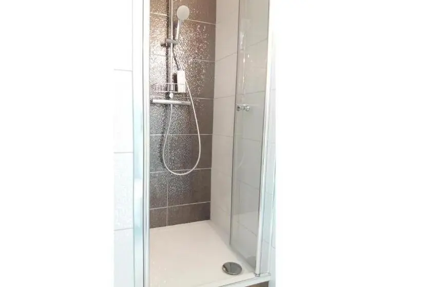 スタンダードシングルルーム, Müller Residenz Zur S Bahn Karlsfeld