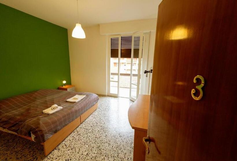 اتاق استاندارد, The Homestay   Arezzo