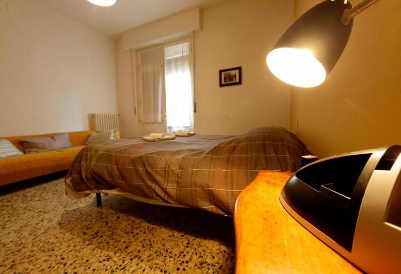 اتاق استاندارد با سرویس بهداشتی مشترک, The Homestay   Arezzo