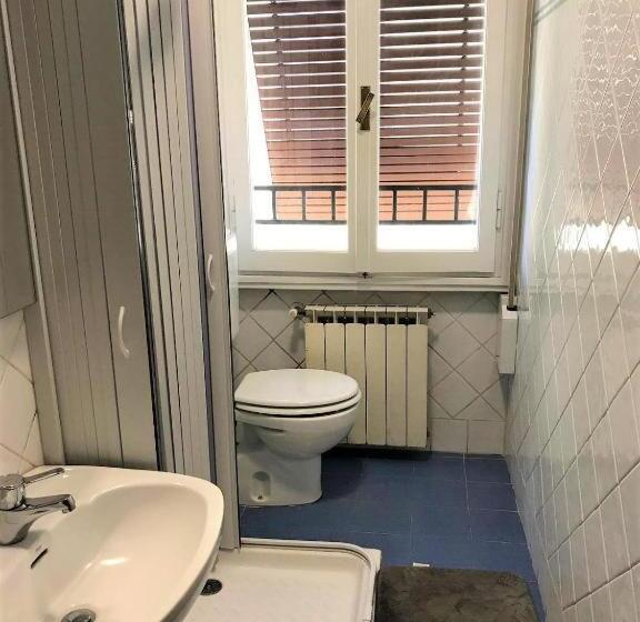 اتاق استاندارد چهار تخته, The Homestay   Arezzo