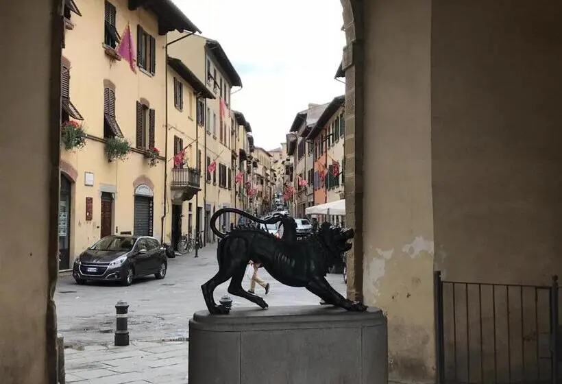 اتاق استاندارد چهار تخته, The Homestay   Arezzo