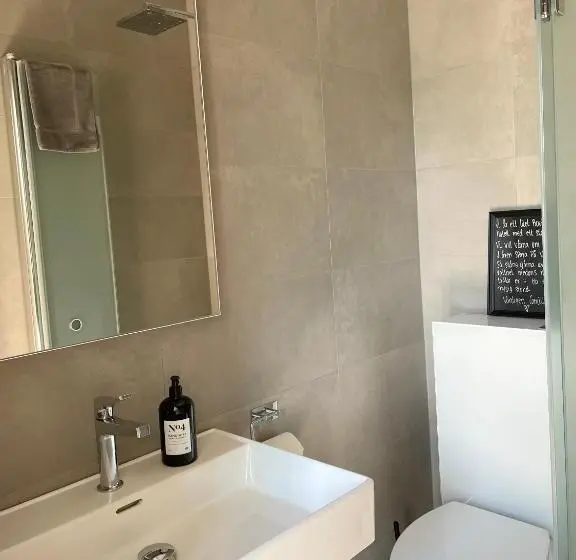 レイクビュースタンダードルーム, Berglings Boutique Hotell