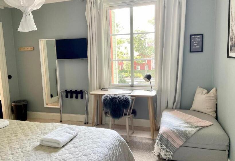 חדר סטנדרט נוף לאגם, Berglings Boutique Hotell