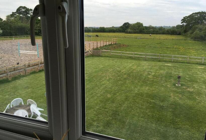 Standard room with outdoor bath, Folly Fields Farm B&b
