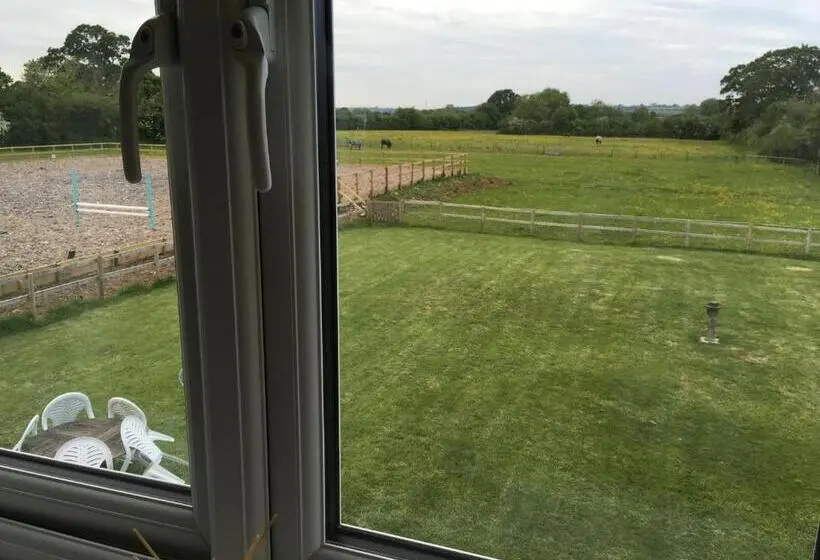 Standard room with outdoor bath, Folly Fields Farm B&b