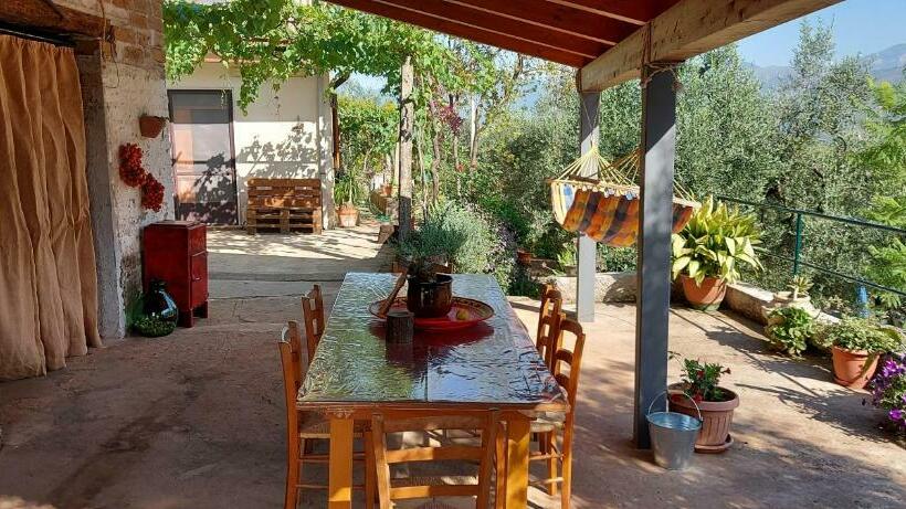 خانه 2 خوابه, Casa Elda