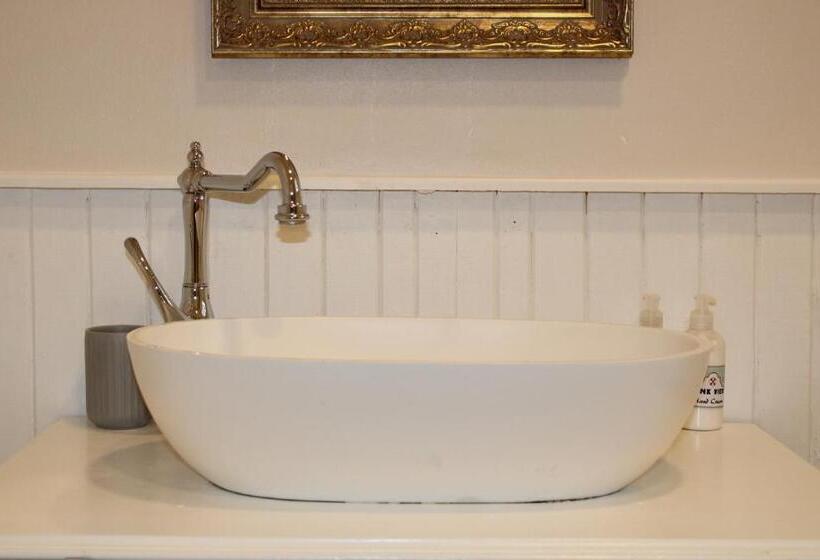 חדר סטנדרט עם מיטת קינג, Linkview House