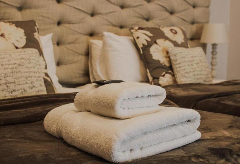 חדר קלאסי מיטת קינג סייז, Linkview House