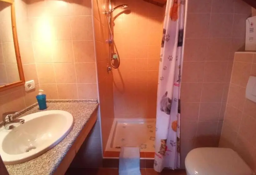 スタンダードトリプルルーム, Guest House Il Nido Dello Svasso Foresteria Lombarda