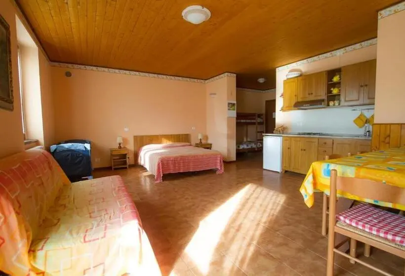 スタンダード4人部屋, Guest House Il Nido Dello Svasso Foresteria Lombarda