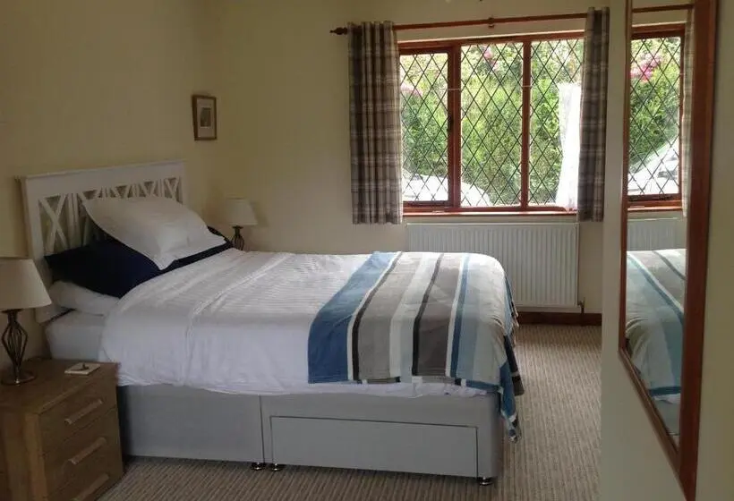 Camera Standard Letto King, Meadowview