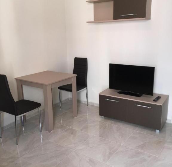 Апартаменты 1 Спальня с Террасой, Vase Apartments
