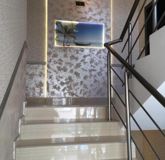 דירה בת חדר שינה 1 עם מרפסת, Vase Apartments