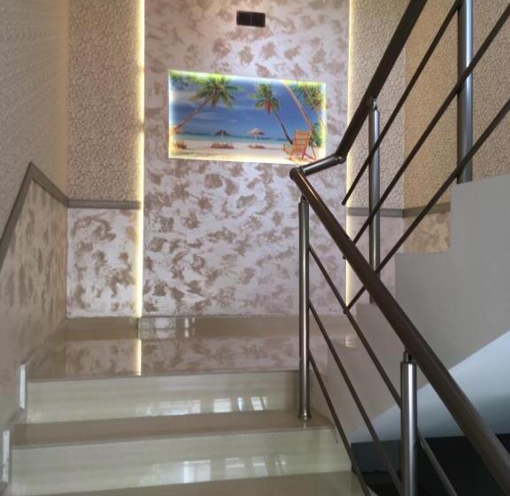 Апартаменты 1 Спальня с Балконом, Vase Apartments