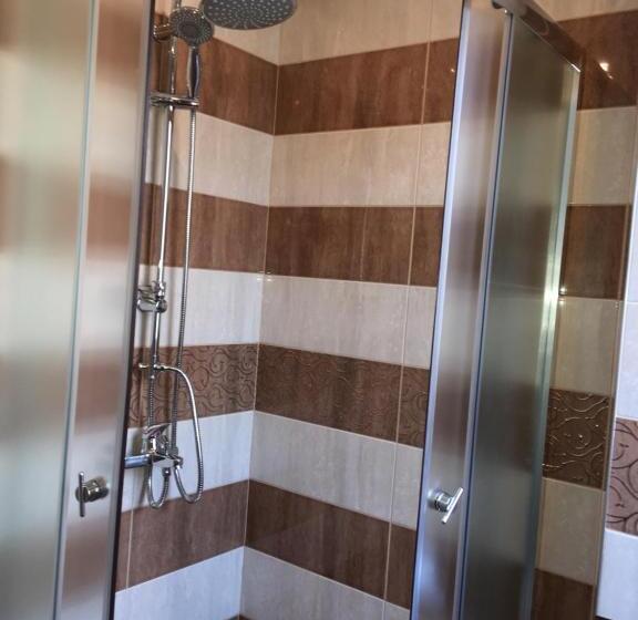 דירה בת חדר שינה 1 עם מרפסת, Vase Apartments