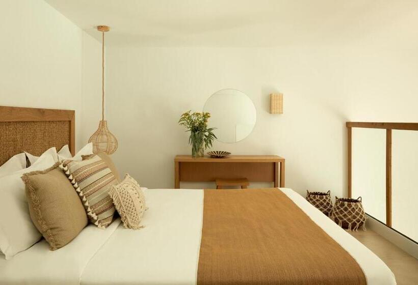 套房配有游泳池, Absolute Kiotari Resort