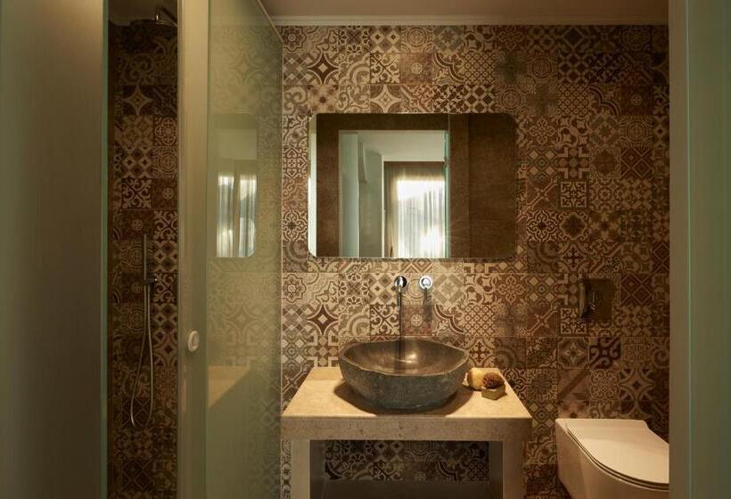 Люкс с Бассейном, Absolute Kiotari Resort
