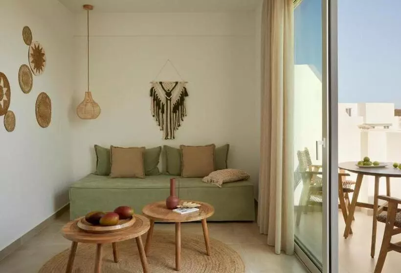 デラックススタジオ, Absolute Kiotari Resort