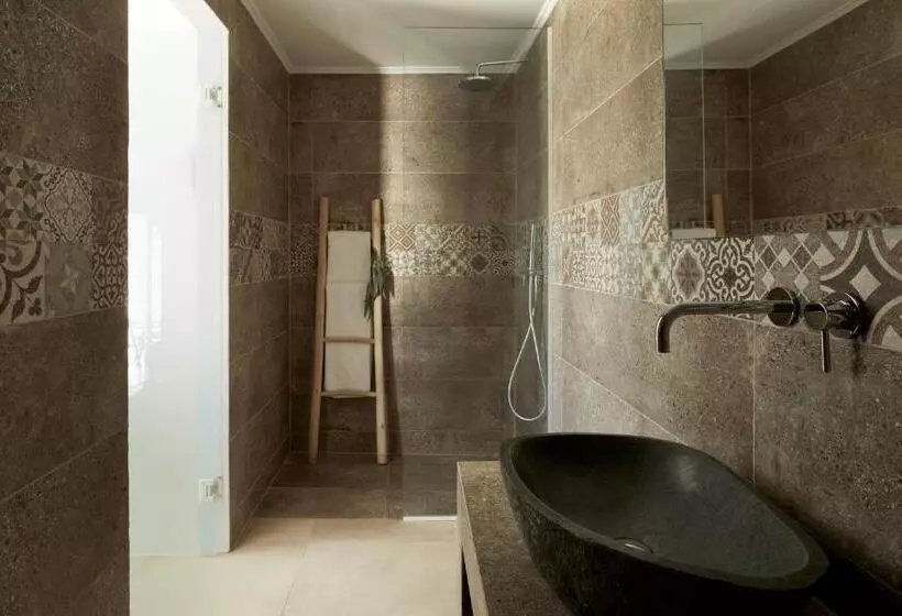 デラックススタジオ, Absolute Kiotari Resort