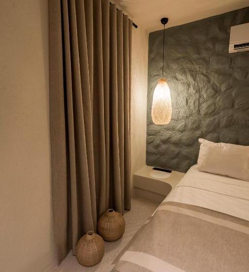 デラックスルーム, Bitez Corner Boutique