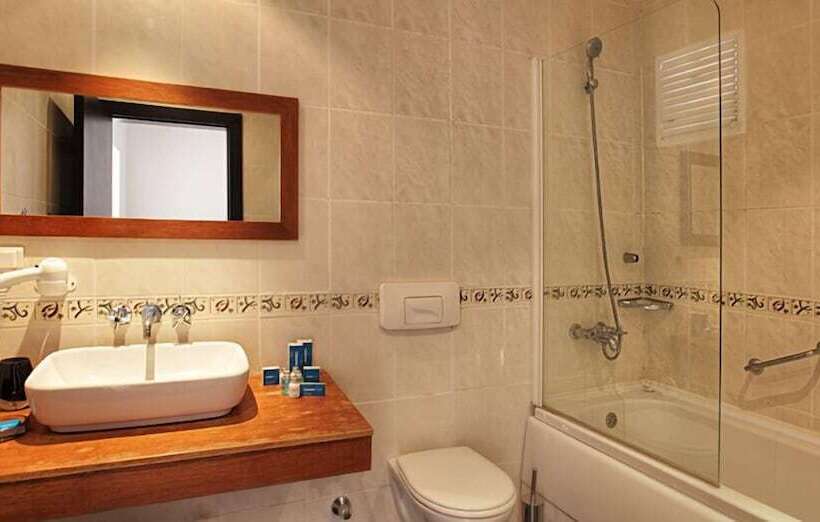 بنجلو ديلوكس, Ceshme Plus