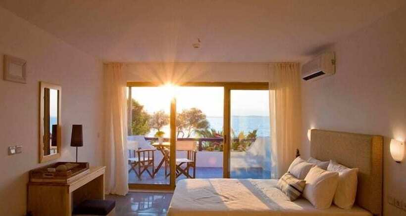 غرفة عائلية, Ceshme Plus