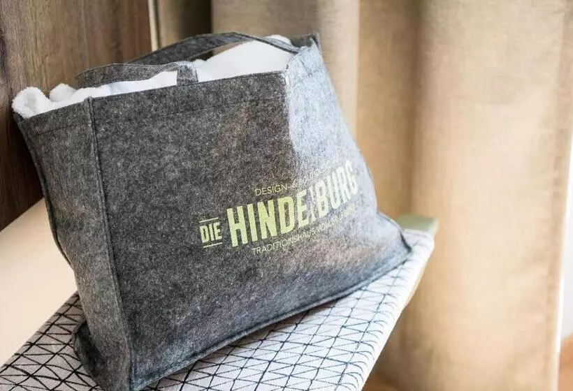 ２ベッドルームアパートメント, Die Hindenburg