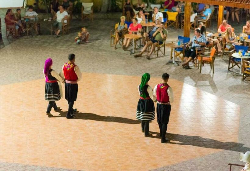 ファミリールーム, Fantasy