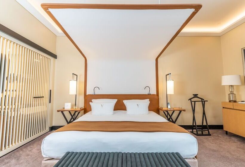 سوییت جونیور, Five Seas By Inwood Hotels