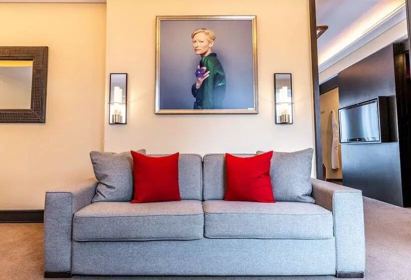 テラス付スイート, Five Seas By Inwood Hotels