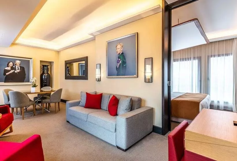テラス付スイート, Five Seas By Inwood Hotels
